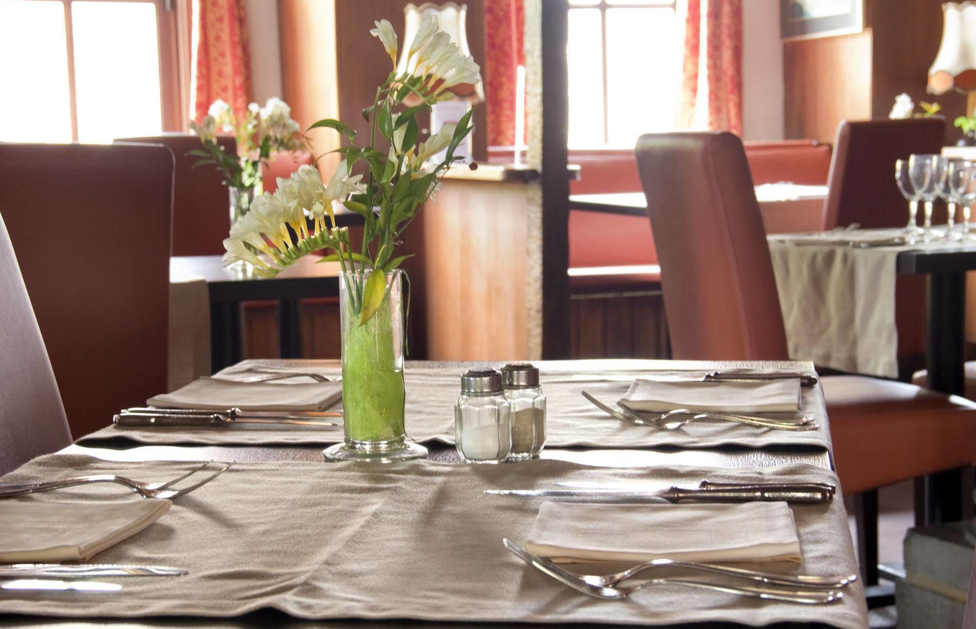 Le Relais Du Marquis Hotel Ittre Ngoại thất bức ảnh