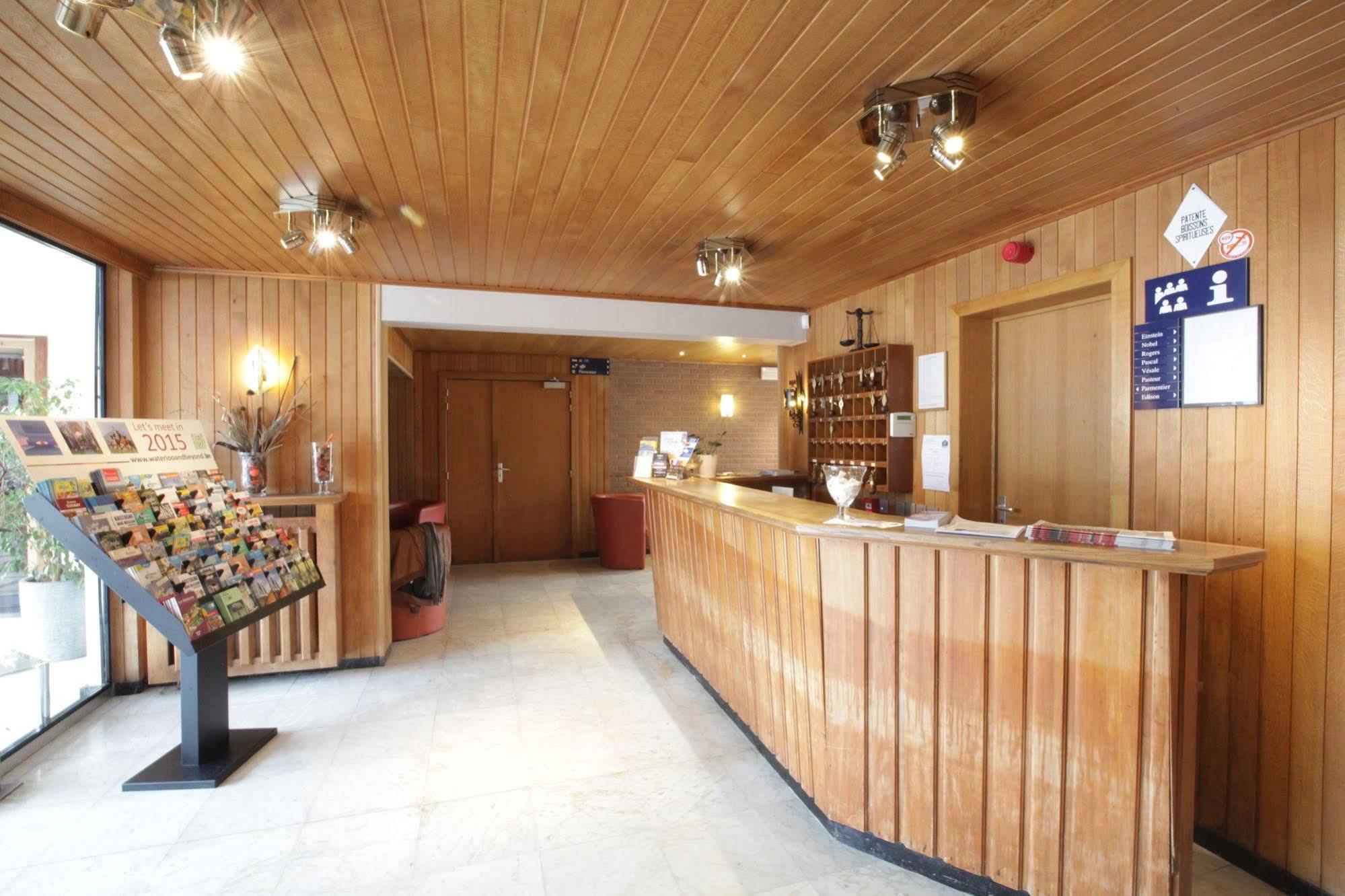 Le Relais Du Marquis Hotel Ittre Ngoại thất bức ảnh